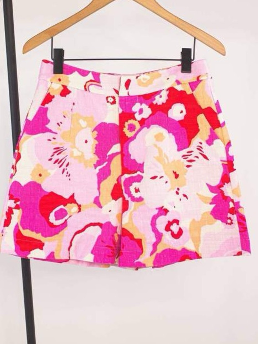 LA DOUBLE J
GOOD BUTT SHORTS - PEONIA ROSA